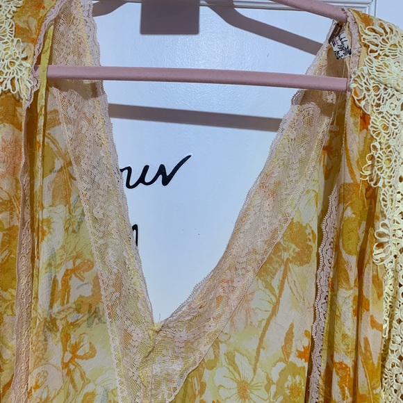 New with tags free people duster
Size medium two large - Picture 6 of 14